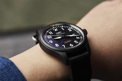 Review: The IWC Automatic Top Gun 